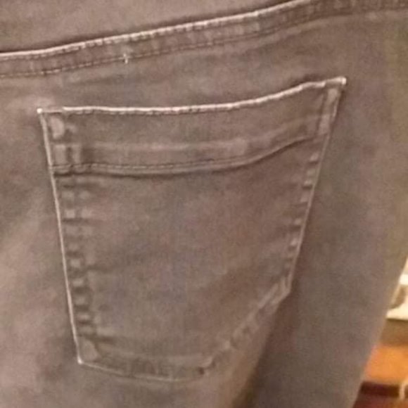 Black stretchy pants - Picture 6 of 9